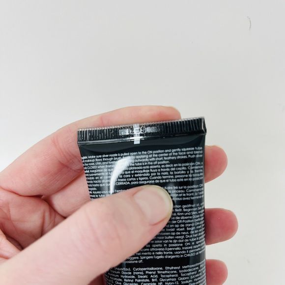 Bodyography Sun Defense Tinted Moisturizer Medium #2 Mineral Formula New No Box - Picture 4 of 6